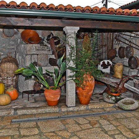 Casas Do Cavaleiro Eira Guest House Soajo Exterior photo