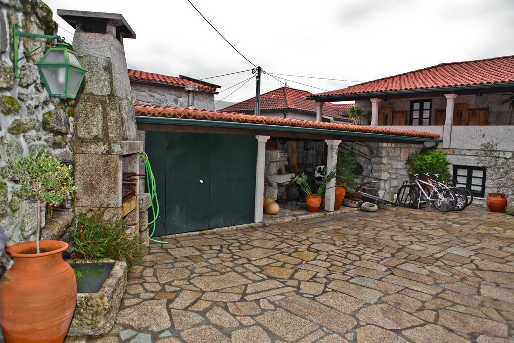 Casas Do Cavaleiro Eira Guest House Soajo Exterior photo
